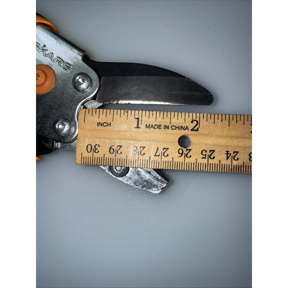 Fiskars Adjustable Anvil Pruning Shears Garden Clippers GroundSteel Blade EA0525